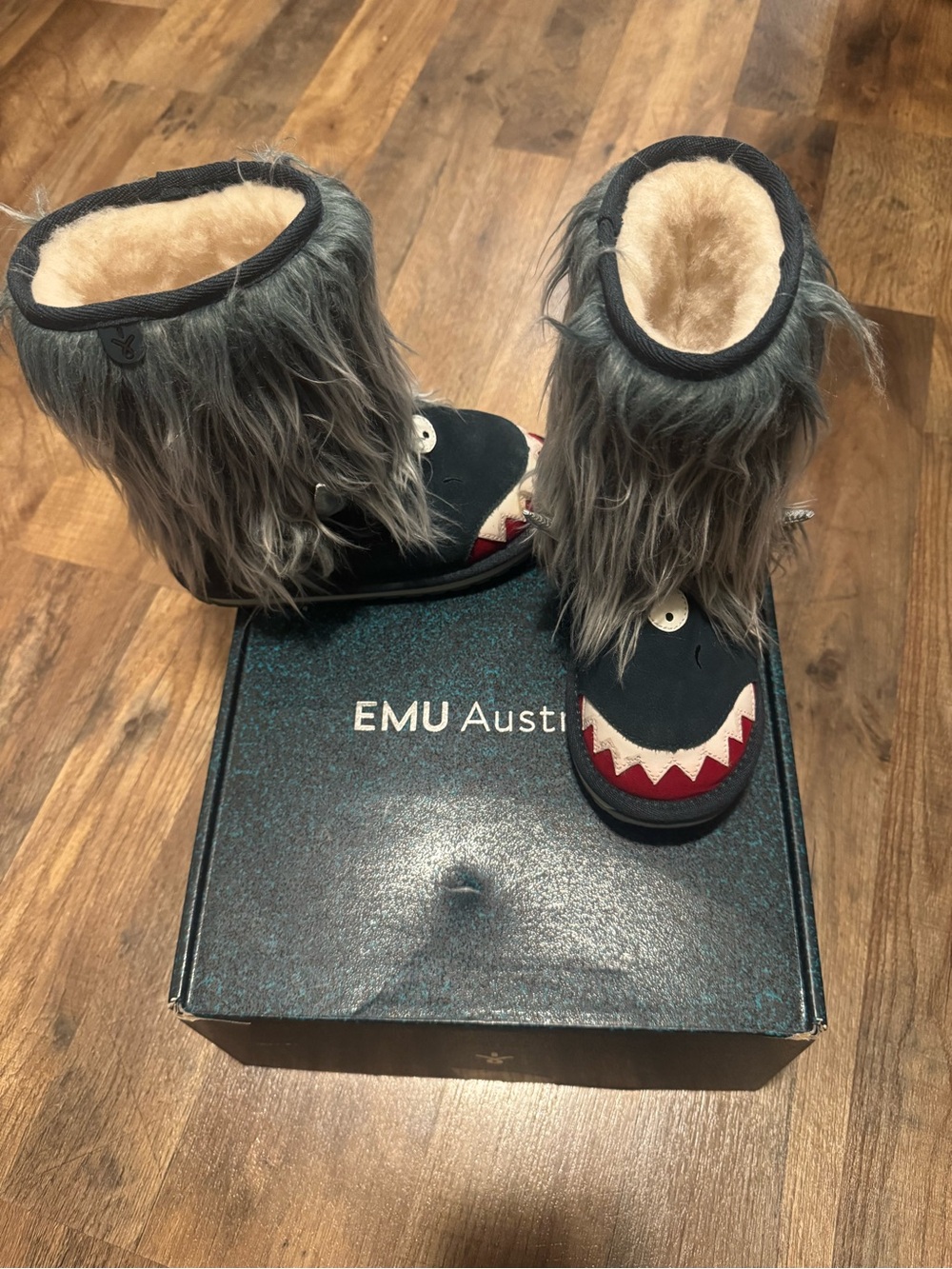 Emu Australia RARE Monster Boots- 12c